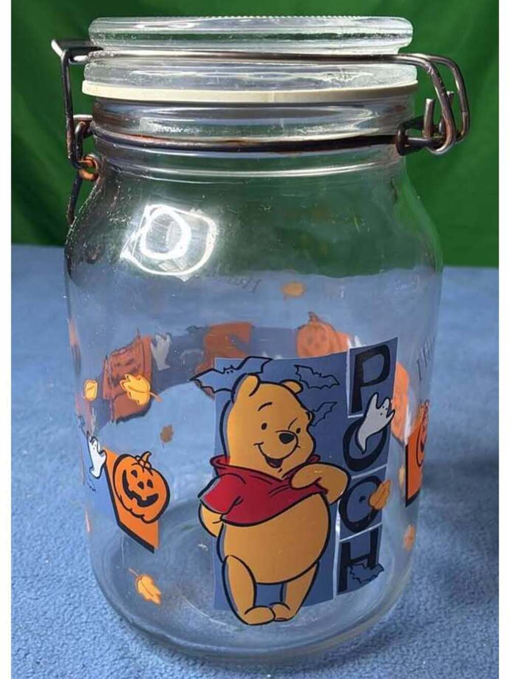 Disney Winnie the Pooh Halloween Glass Jar